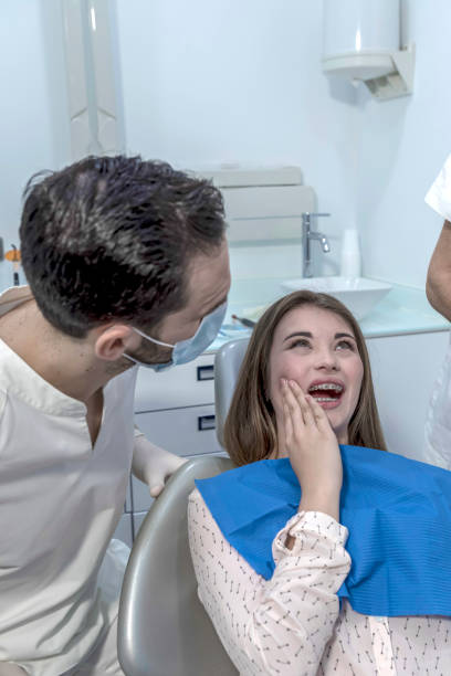 Best Emergency Tooth Extraction  in Loxley, AL